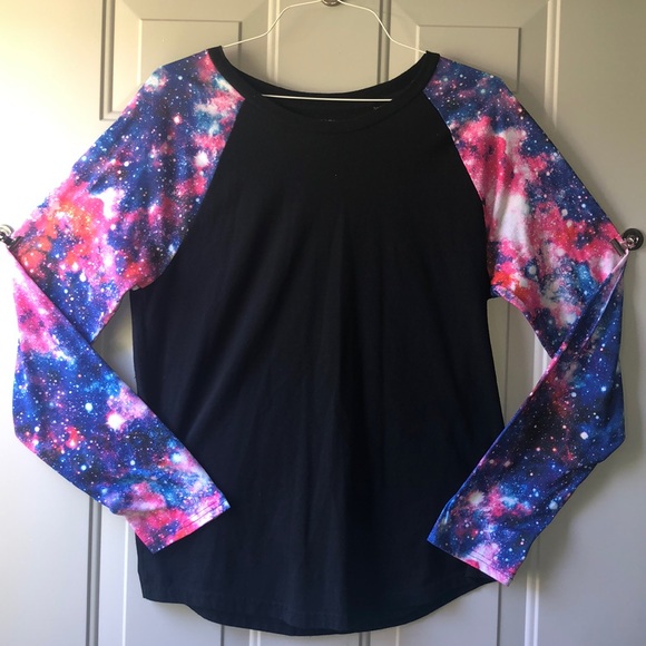 Brooklyn Cloth Tops - Galaxy long sleeve T-shirt